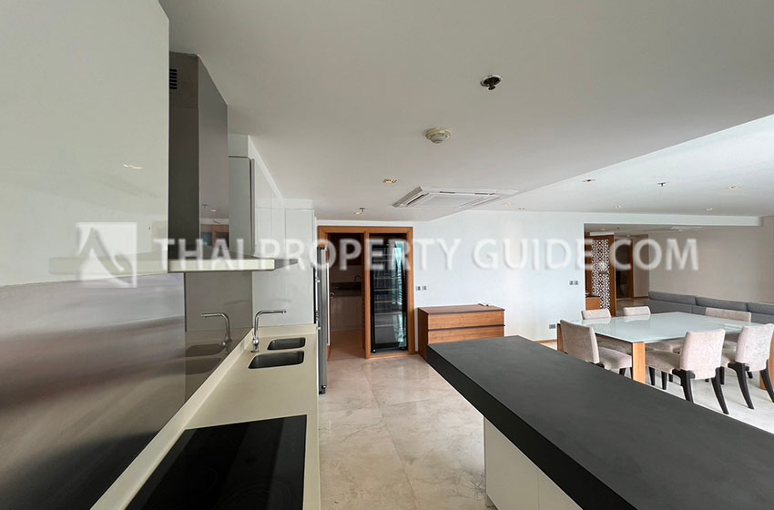 Condominium in Sukhumvit : The Eight Thonglor Residence 